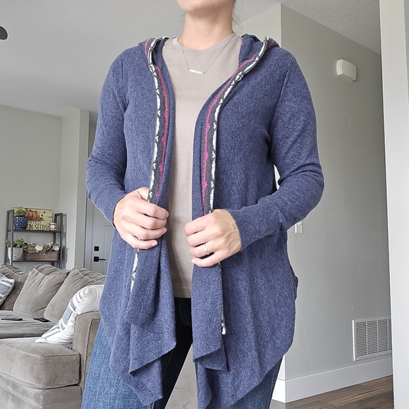 Eddie Bauer Cardigan - Picture 1 of 6